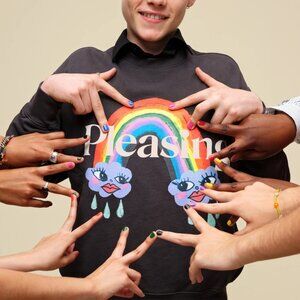 NEW Pleasing The Fancy Friends Crewneck Playful Rainbow 4X